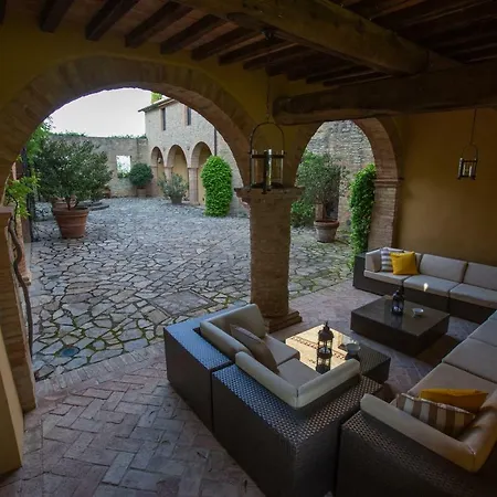Borgo Finocchieto * Bibbiano (Buonconvento)